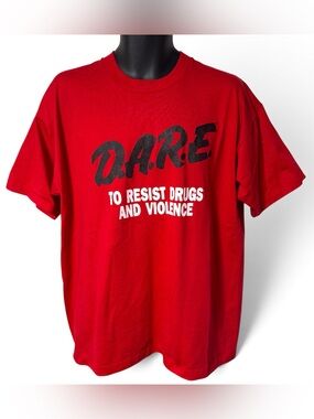 Vtg DARE 1990s Red Graphic Tee T Shirt XL Resist Drugs And Violence Streetwear